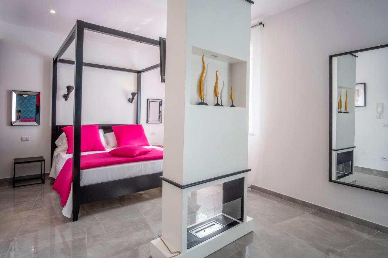 Apartment 36 Steps In Tasso Square