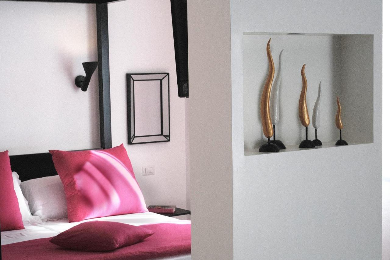 Apartment 36 Steps In Tasso Square *